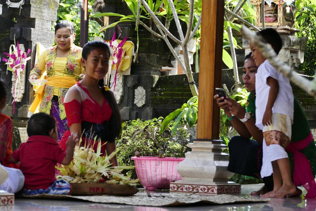 Ubud Tri Upasedana House 2 Hotel เตกากาลัง ภายนอก รูปภาพ